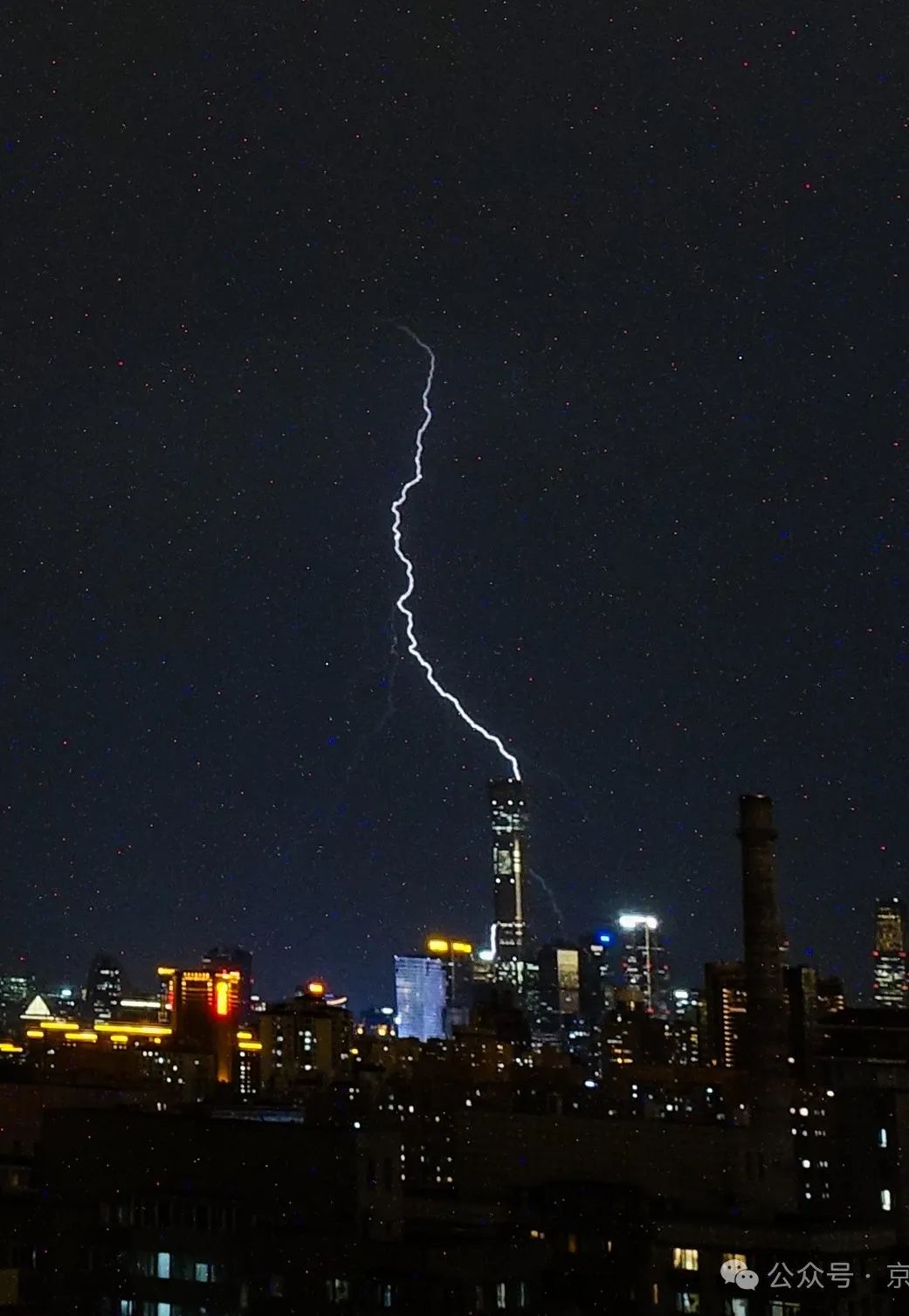 北京雷雨过境，25张闪电照片无比震撼！ 第 7 张
