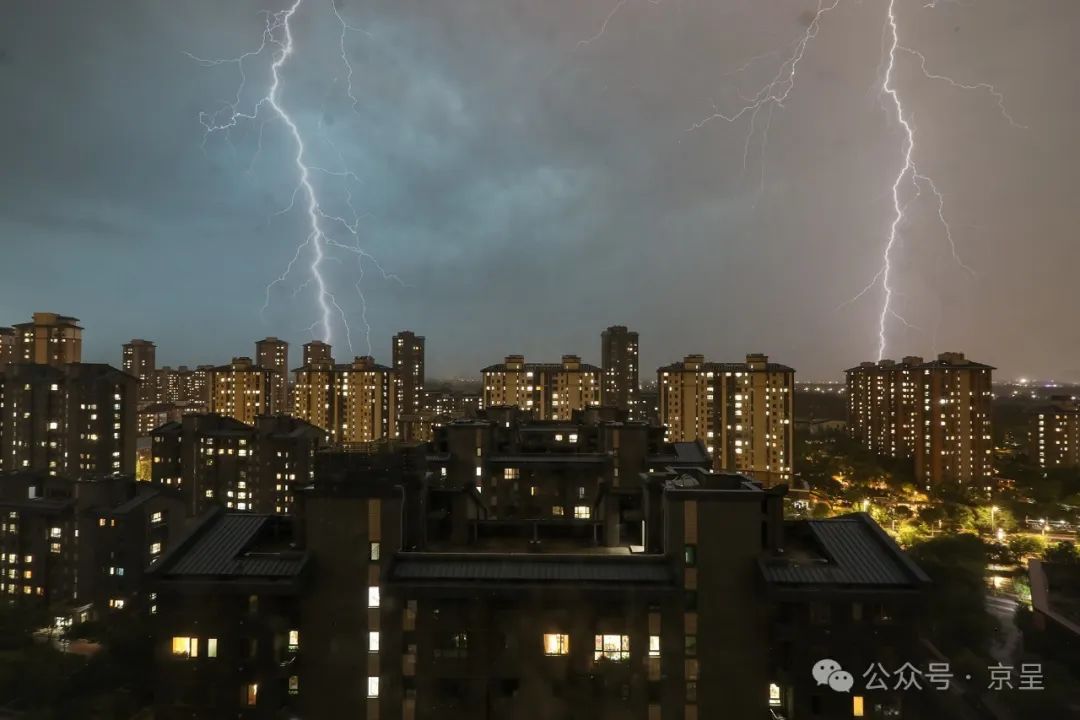 北京雷雨过境，25张闪电照片无比震撼！ 第 12 张
