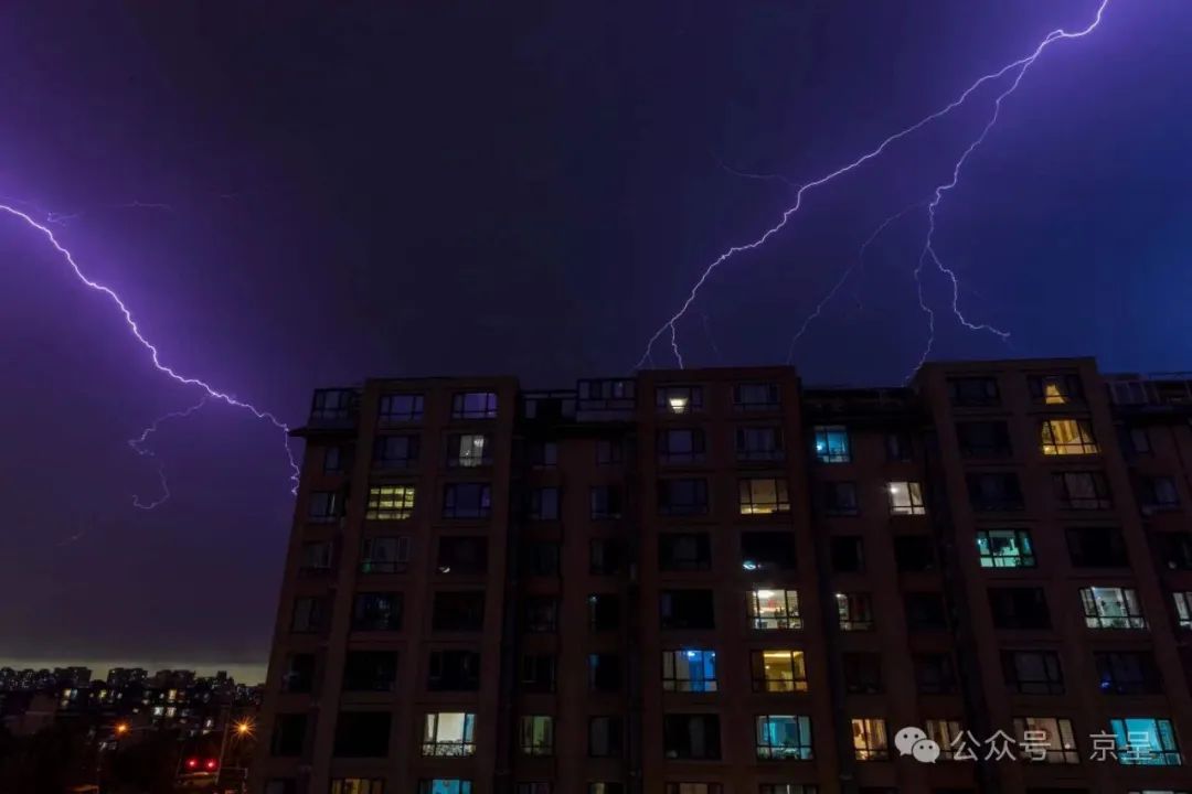 北京雷雨过境，25张闪电照片无比震撼！ 第 25 张