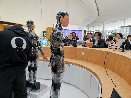 走起，感受北京智能机器人产业全景图——具身智能如何从实验室“跑”向未来 第 2 张