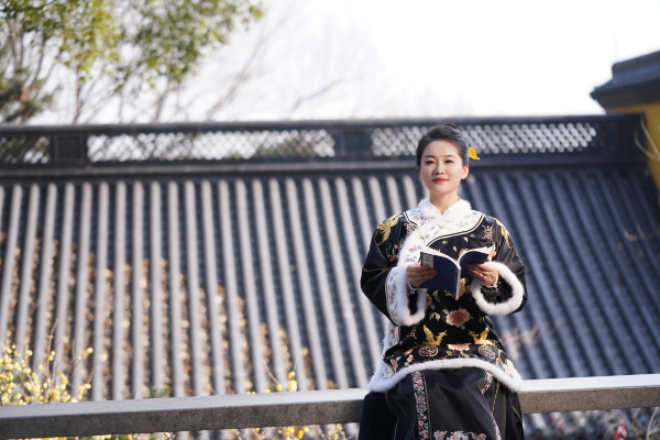 千年舟联合新华网推出《华开见木-寻福记》“纹艺觉醒·大师作”——让非遗回家 第 3 张