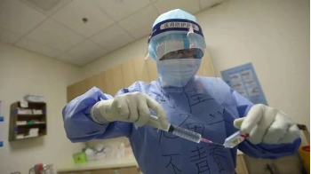 她选择成为一名白衣天使，只因汶川地震中被帮助 第 3 张