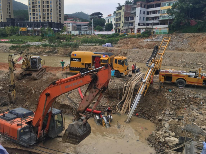 省防汛抗旱机动抢险第三支队：风雨中的“钢铁长城” 第 1 张