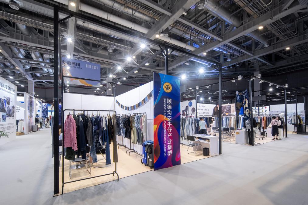 智慧衣橱、环保时装……从展会看服装业向“新”力 第 3 张