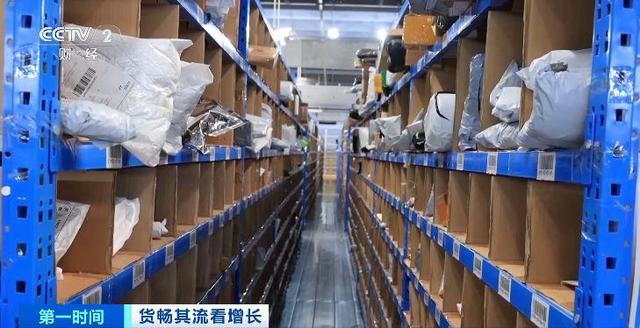 省钱！小件包裹在浙江拼成大件 轻松“飞”全球 第 5 张